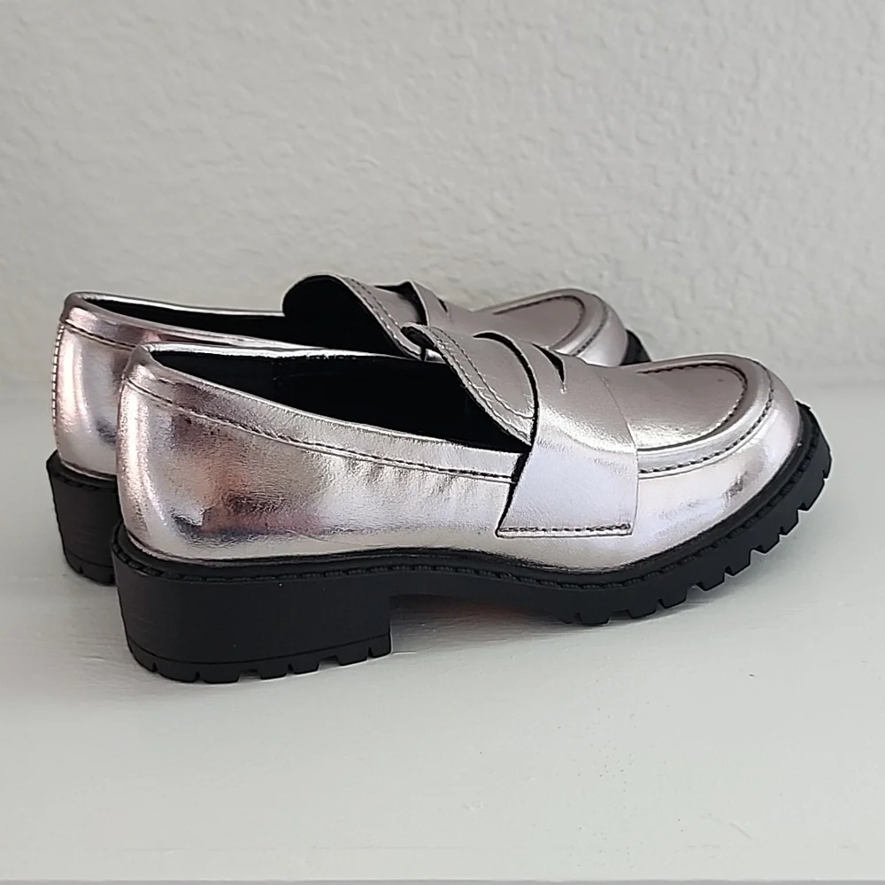 Madden Girl Silver Metallic Penny Loafers size 11 - Picture 3 of 6
